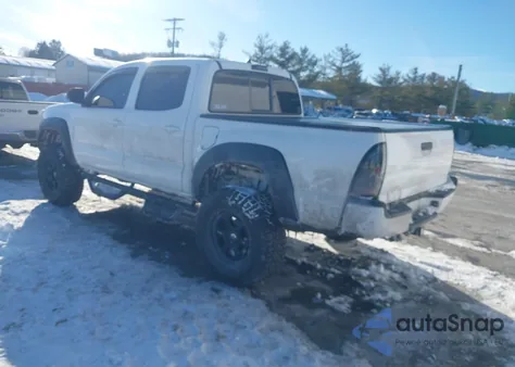 2015 Toyota Tacoma Base V6 from USA, damaged, VIN 3TMLU4EN1FM200338
